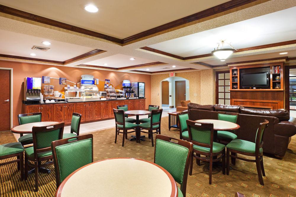 Holiday Inn Express & Suites Reidsville By Ihg Εξωτερικό φωτογραφία