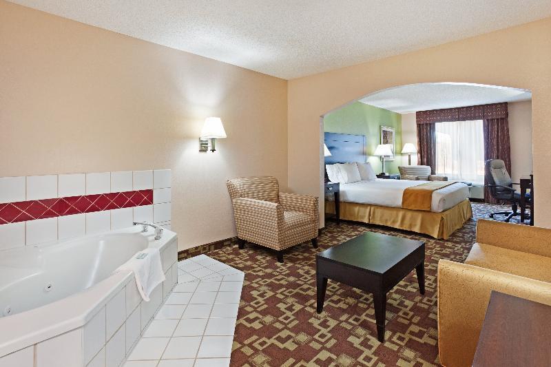 Holiday Inn Express & Suites Reidsville By Ihg Εξωτερικό φωτογραφία